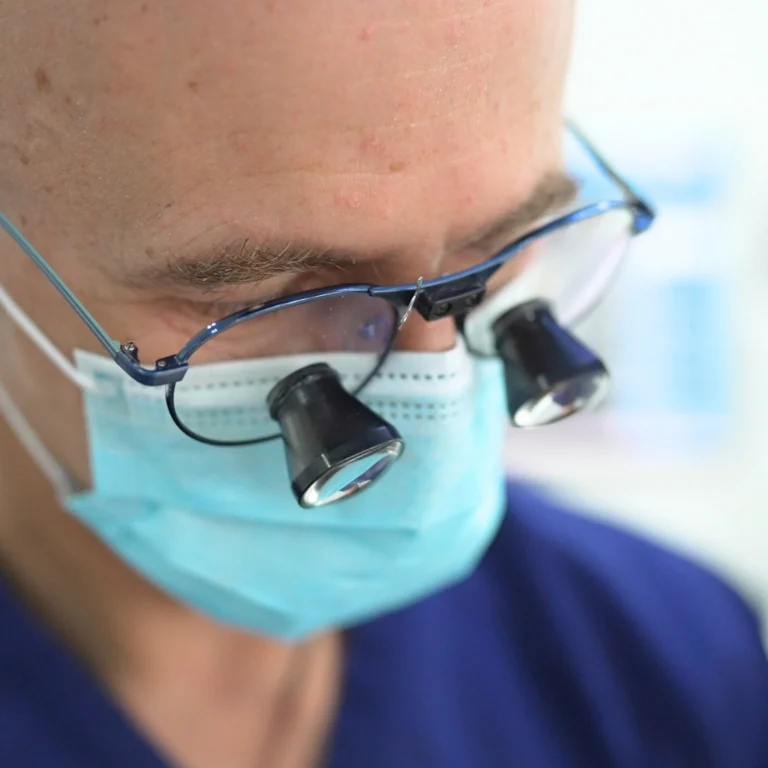 Extraction des dents de sagesse à Nyon